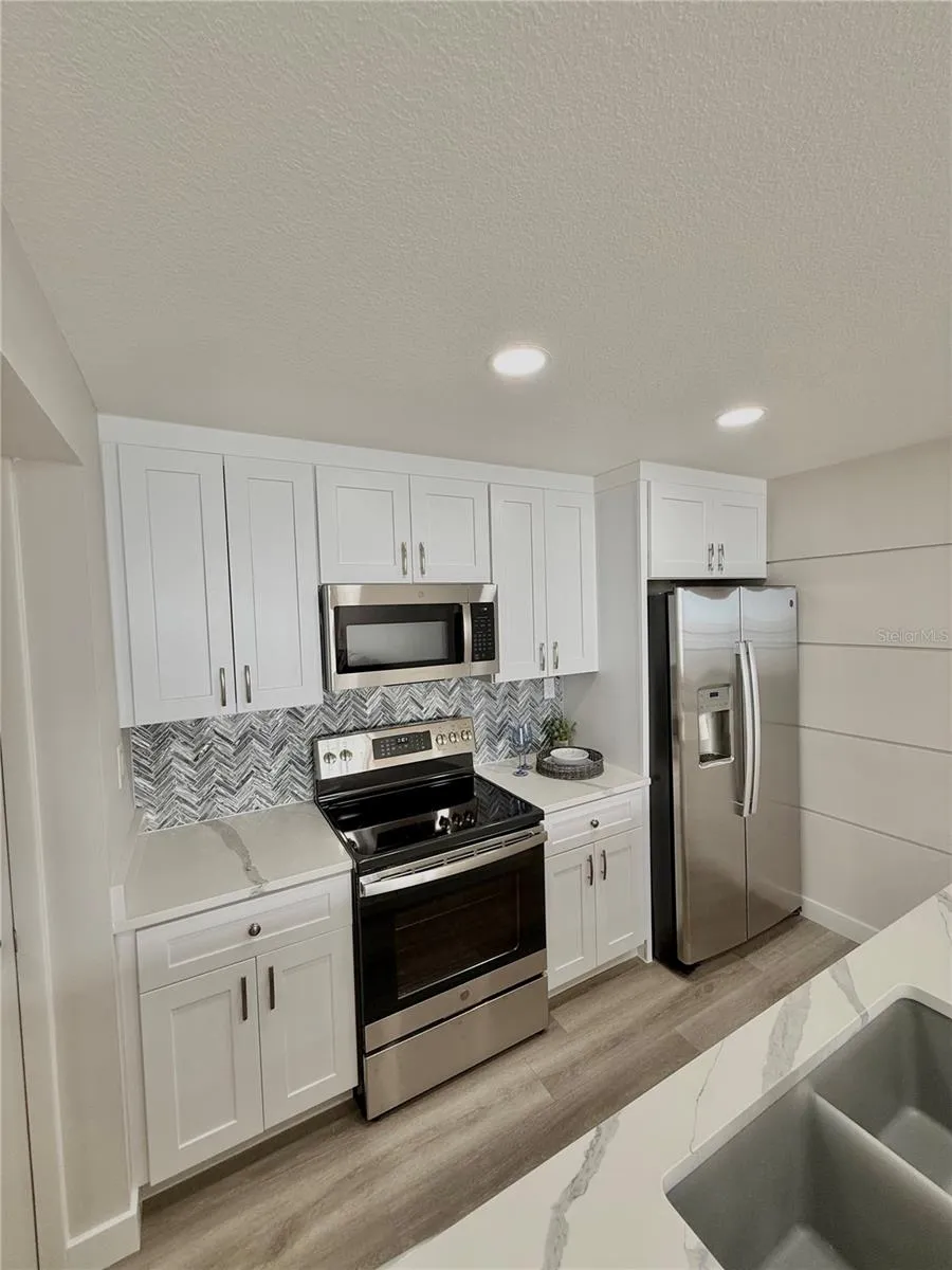 450 S GULFVIEW BOULEVARD #408 Clearwater Beach, FL 33767
