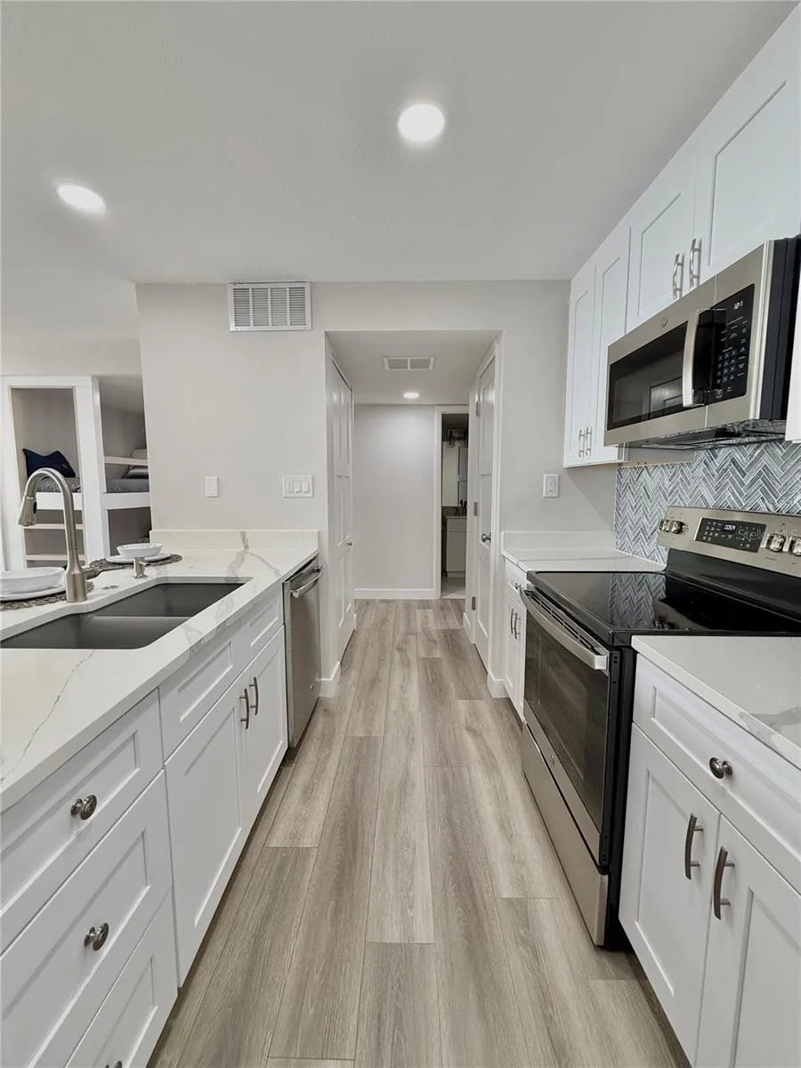 450 S GULFVIEW BOULEVARD #408 Clearwater Beach, FL 33767