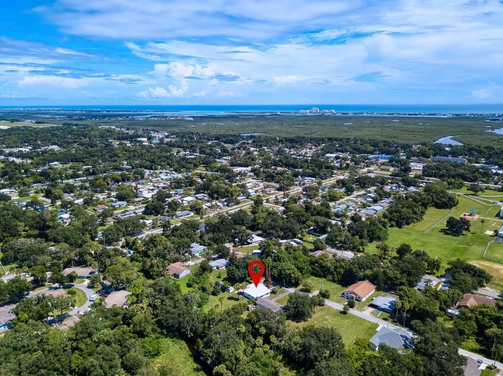 628 DUSS STREET New Smyrna Beach, FL 32168