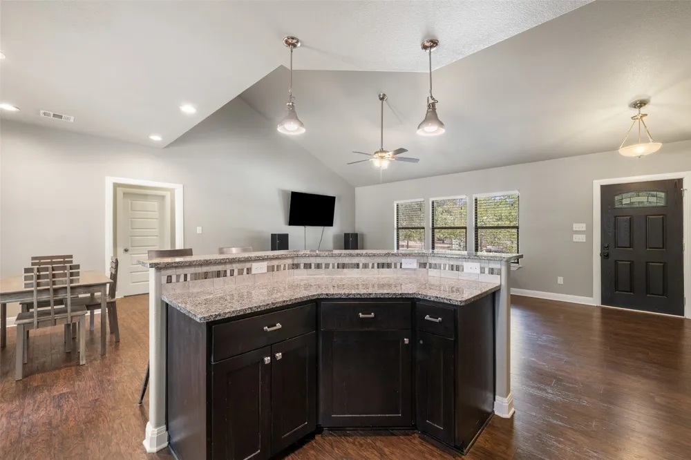 116 Laumaia Lane Bastrop, TX 78602