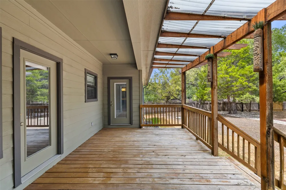 116 Laumaia Lane Bastrop, TX 78602