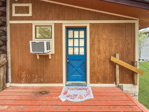 15211 Fitzhugh Road #B - Back Cabin