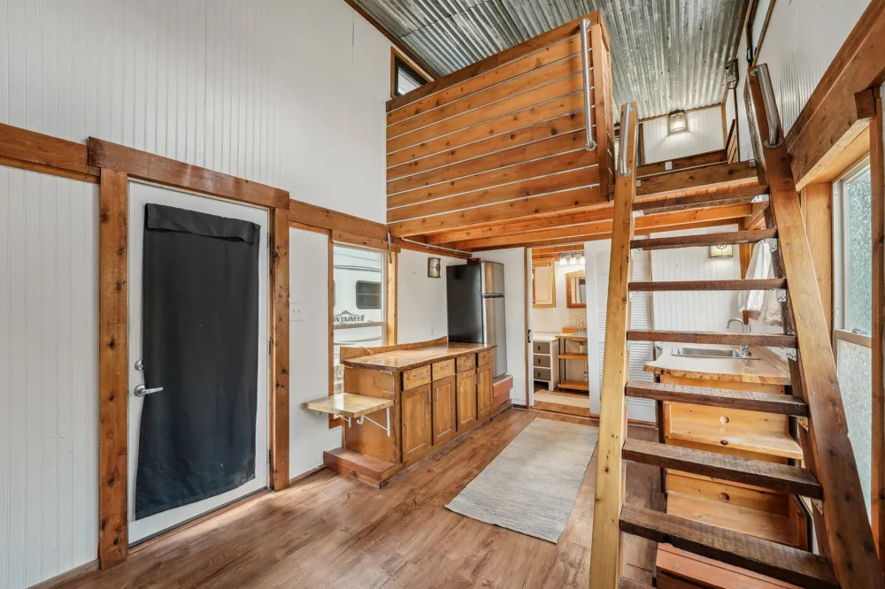 15211 Fitzhugh Road #C - Tiny House Austin, TX 78736