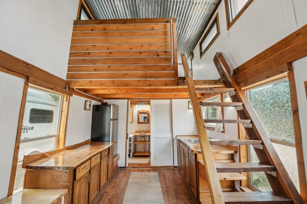 15211 Fitzhugh Road #C - Tiny House Austin, TX 78736