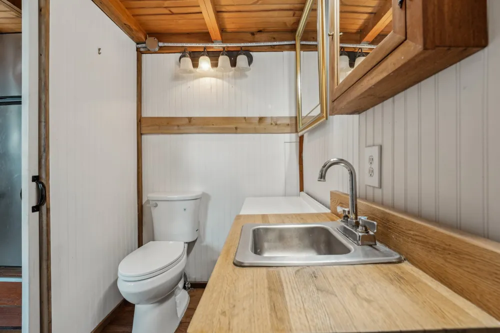 15211 Fitzhugh Road #C - Tiny House Austin, TX 78736