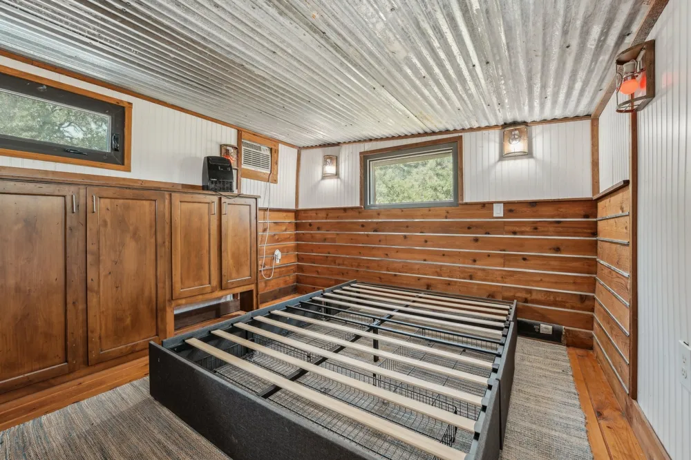 15211 Fitzhugh Road #C - Tiny House Austin, TX 78736