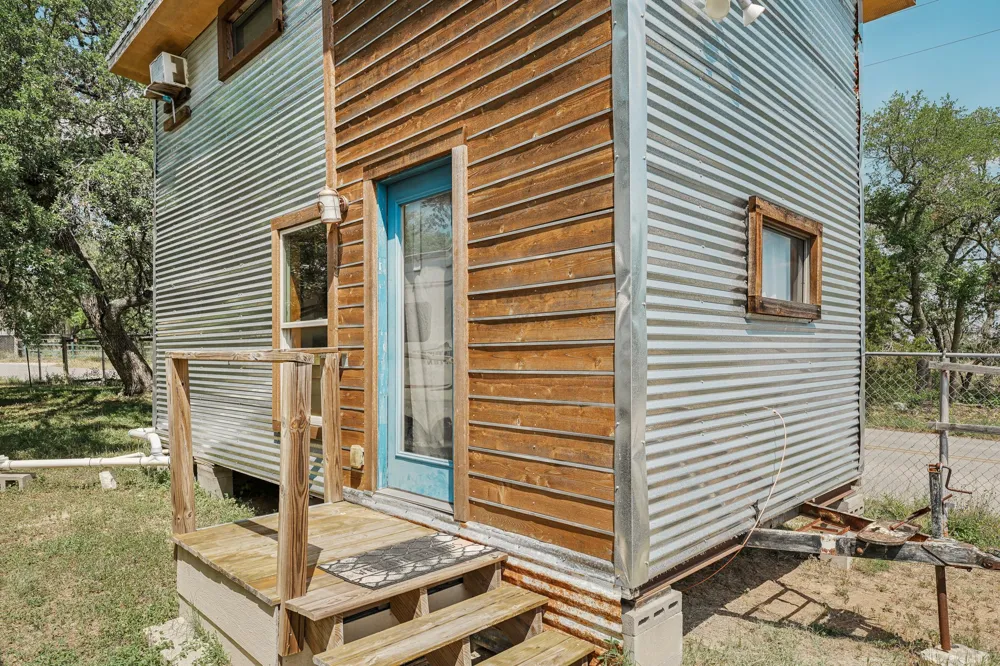 15211 Fitzhugh Road #C - Tiny House Austin, TX 78736