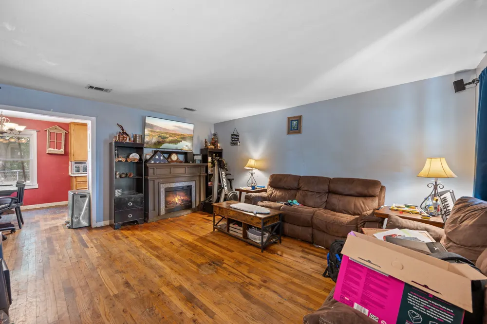9106 Capitol Drive Austin, TX 78753
