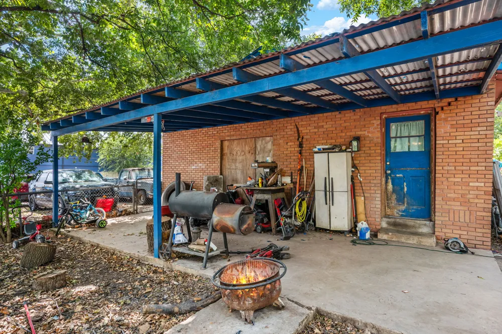 9106 Capitol Drive Austin, TX 78753