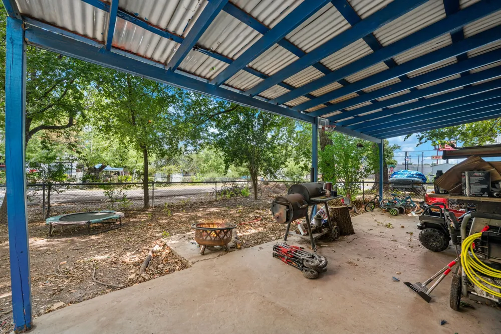 9106 Capitol Drive Austin, TX 78753