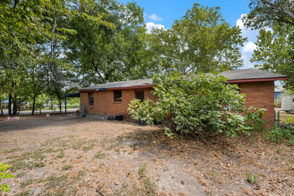 9106 Capitol Drive Austin, TX 78753
