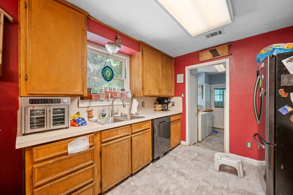 9106 Capitol Drive Austin, TX 78753