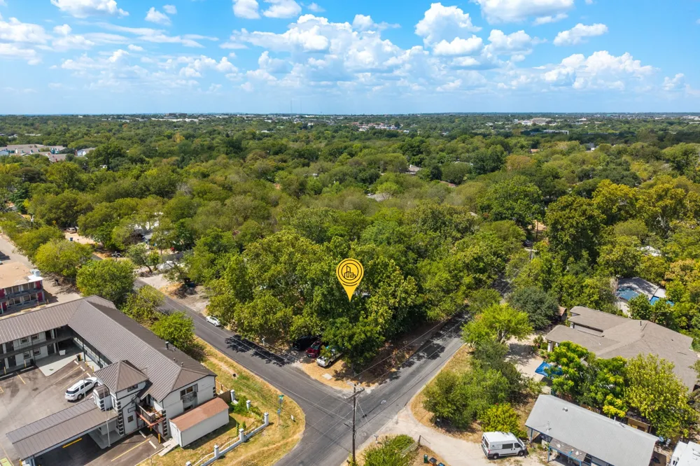 9106 Capitol Drive Austin, TX 78753