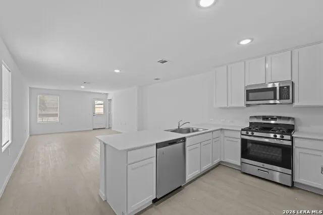 6051 Skipping Way Von Ormy, TX 78073