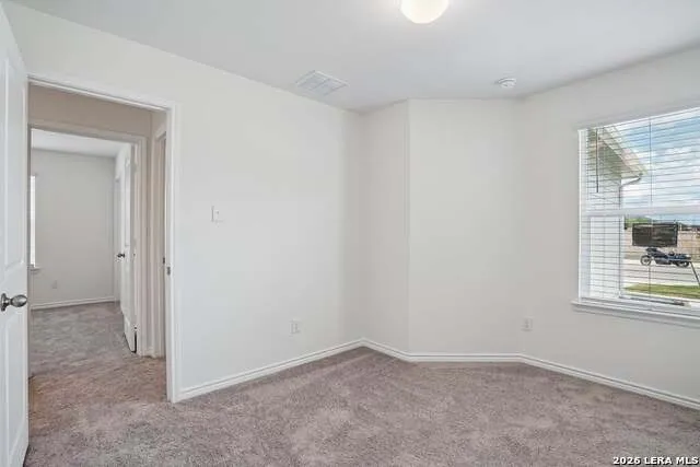 5030 BIG OAK RUN Elmendorf, TX 78112