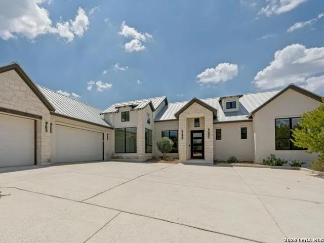 249 FLY LINE TRL New Braunfels, TX 78132