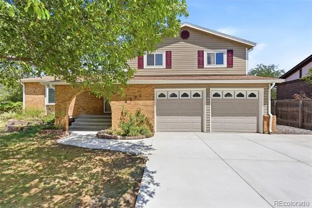 8496 Quay Drive Arvada, CO 80003
