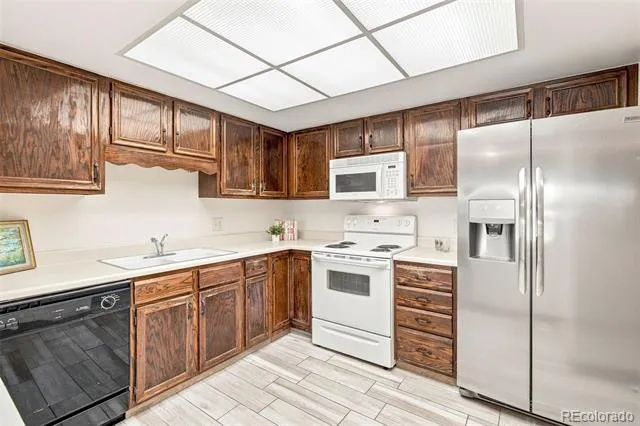 14000 E Linvale Place #207 Aurora, CO 80014