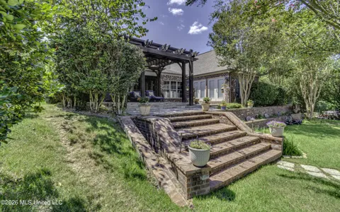 114 Northshore Way