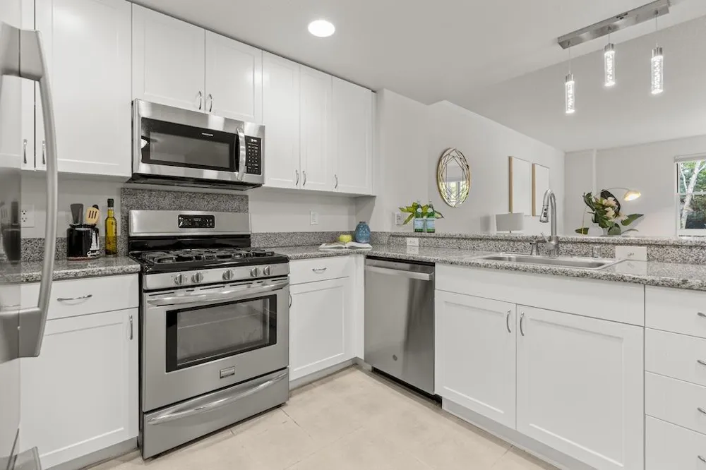 20488 Stevens Creek Boulevard #1114 Cupertino, CA 95014