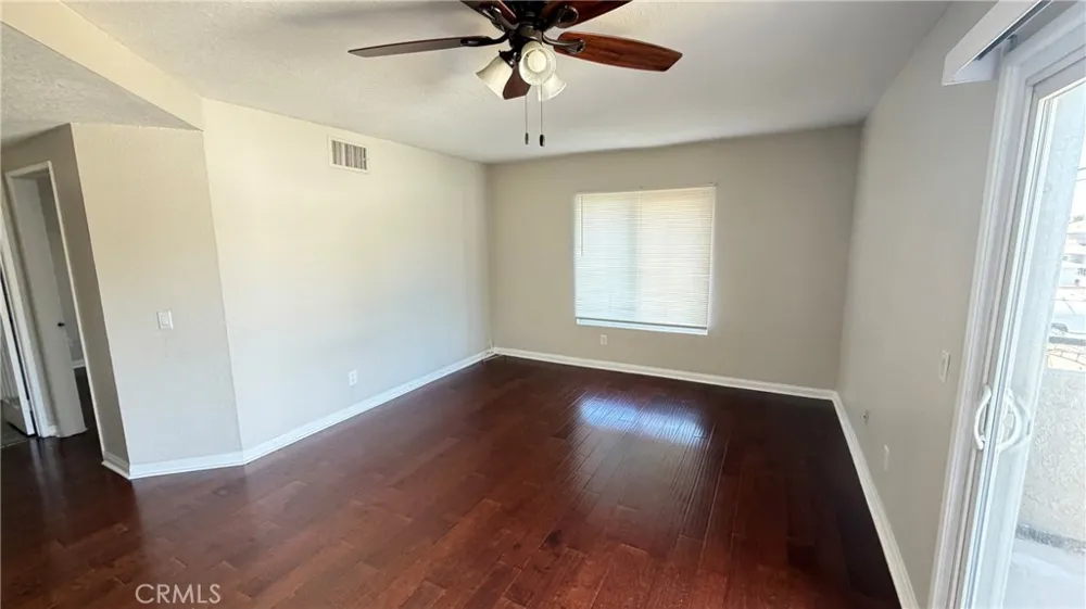 779 Gianni #204 Corona, CA 92879