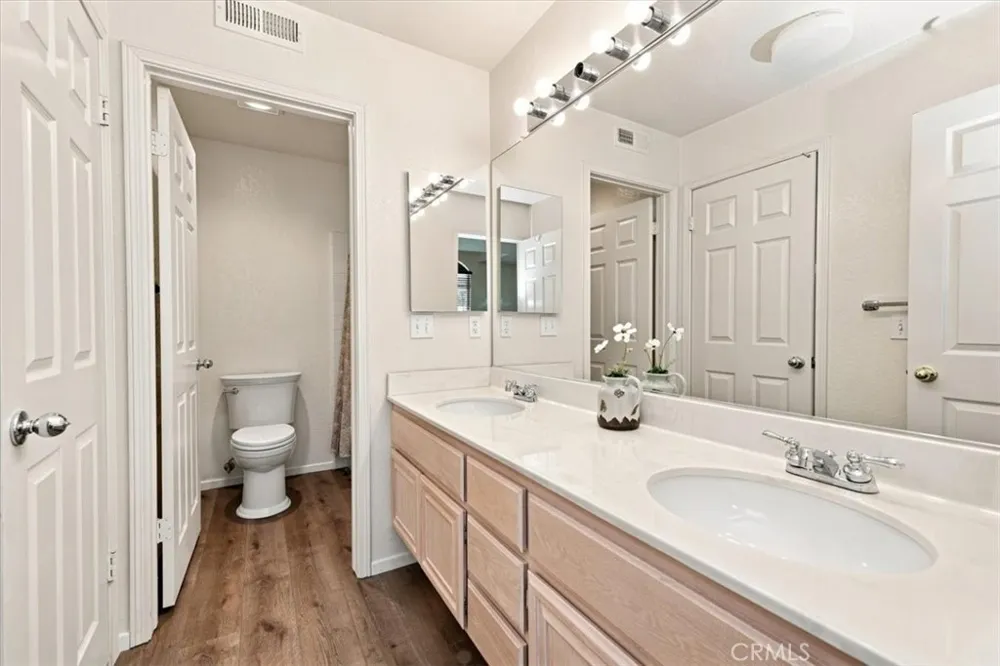 39876 Via Castana Murrieta, CA 92563