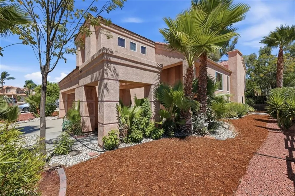 39876 Via Castana Murrieta, CA 92563