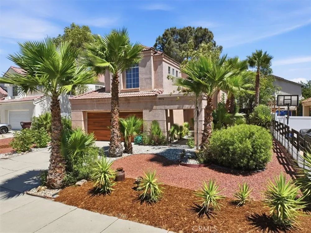 39876 Via Castana Murrieta, CA 92563