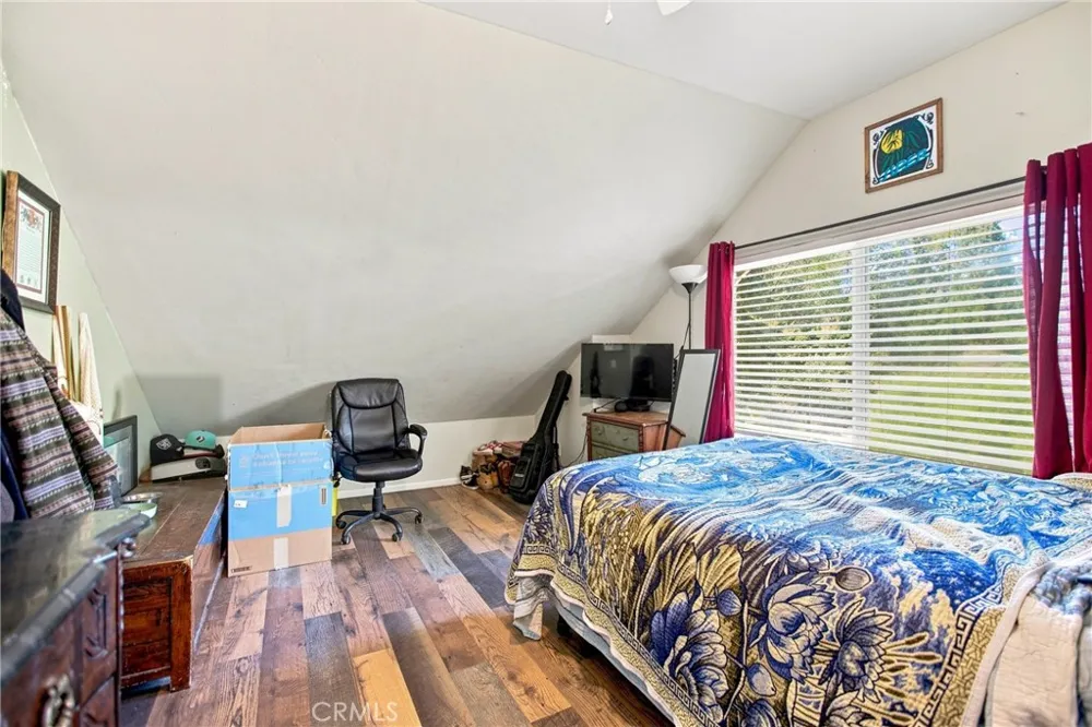 33910 Meadow Ln Green Valley Lake, CA 92341