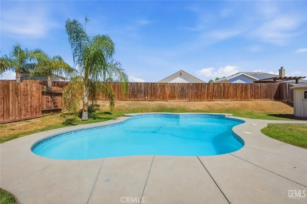 4005 Mesa Marin Bakersfield, CA 93306