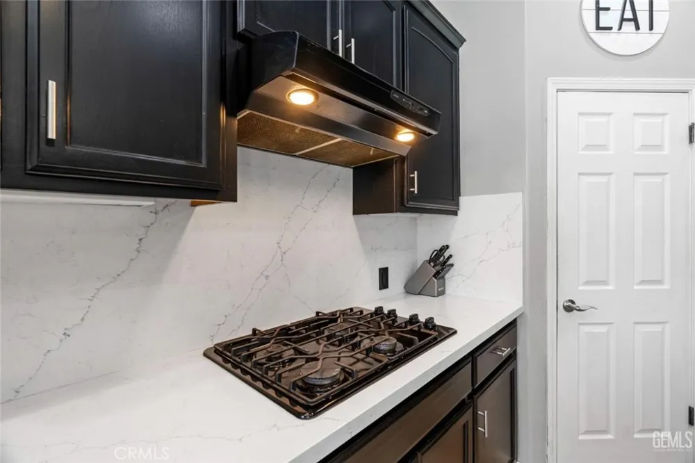 4005 Mesa Marin Bakersfield, CA 93306