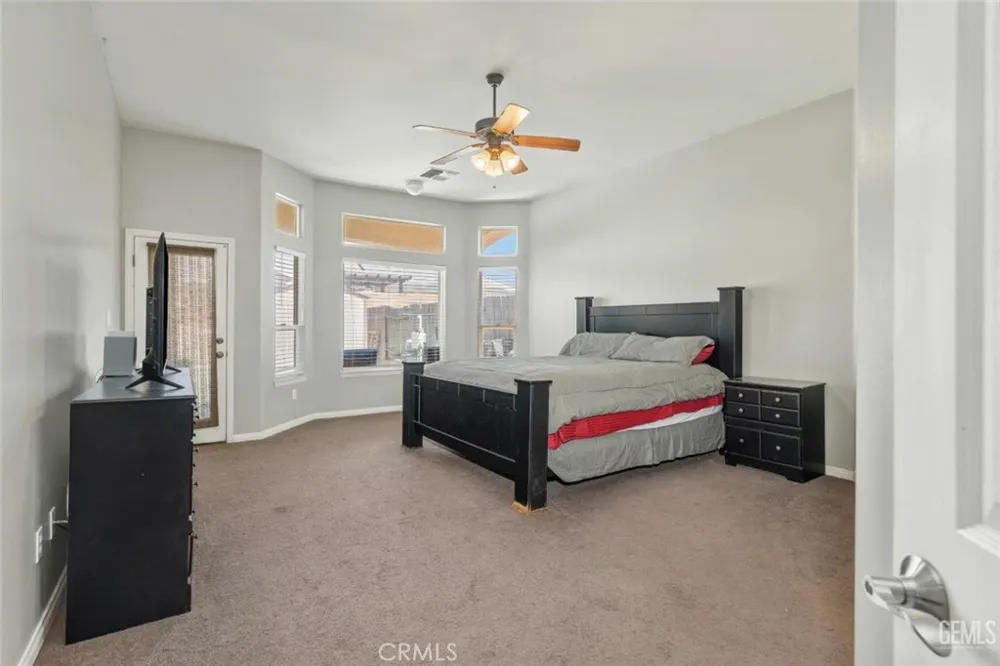 4005 Mesa Marin Bakersfield, CA 93306