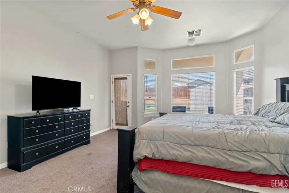4005 Mesa Marin Bakersfield, CA 93306