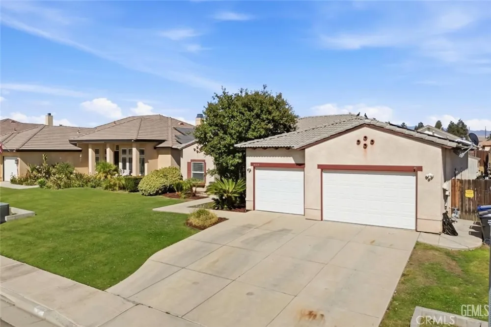 4005 Mesa Marin Bakersfield, CA 93306