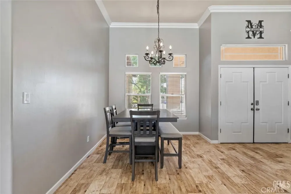 4005 Mesa Marin Bakersfield, CA 93306