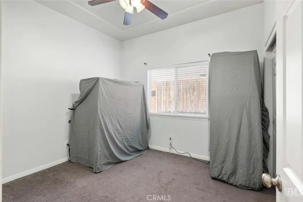 4005 Mesa Marin Bakersfield, CA 93306