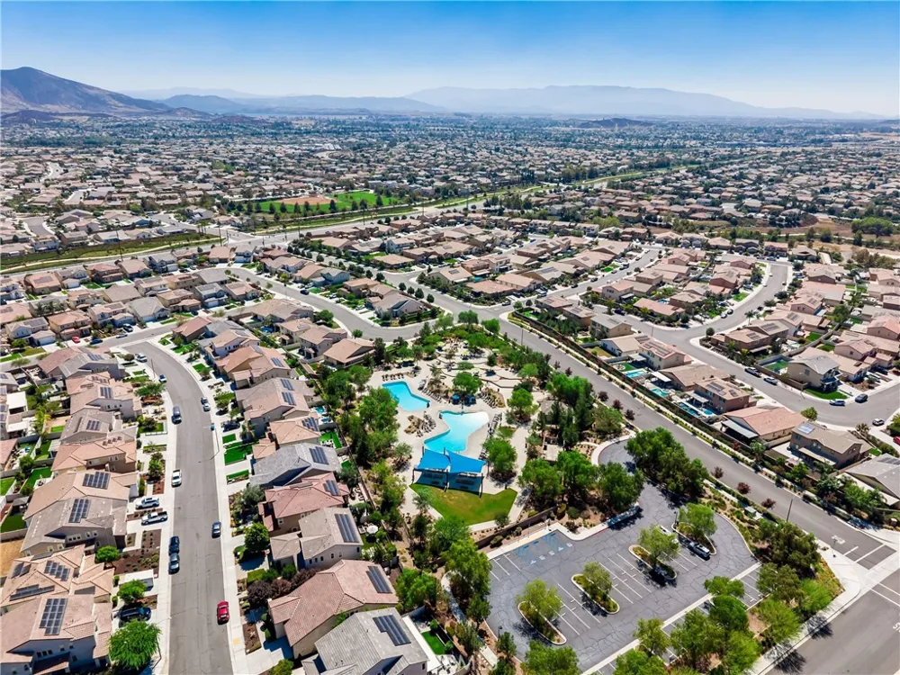 34156 Helenium Murrieta, CA 92563