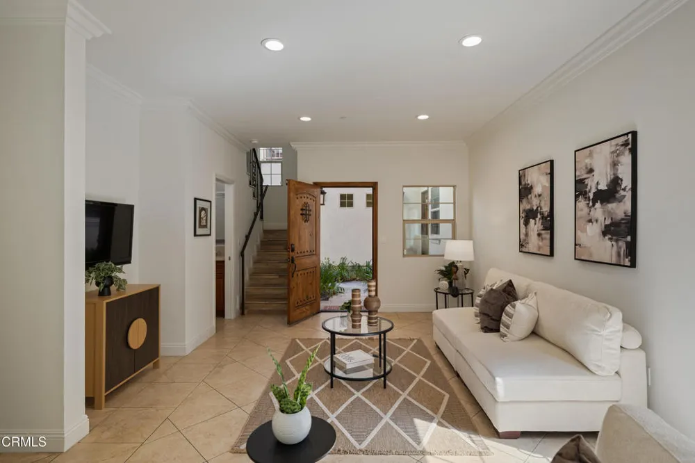 9104 Florence Avenue Downey, CA 90240
