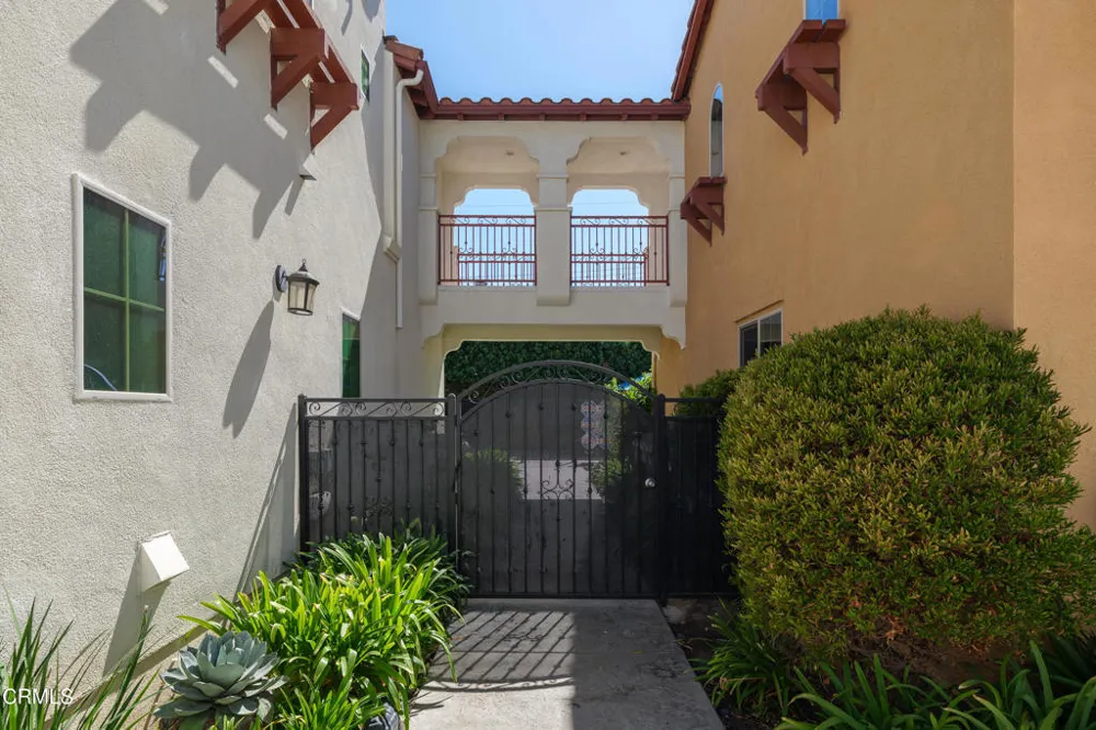 9104 Florence Avenue Downey, CA 90240