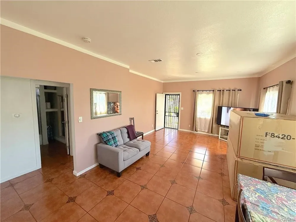 301 E Nevada Ontario, CA 91761