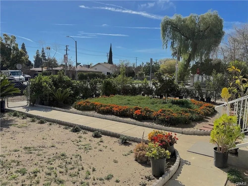 301 E Nevada Ontario, CA 91761