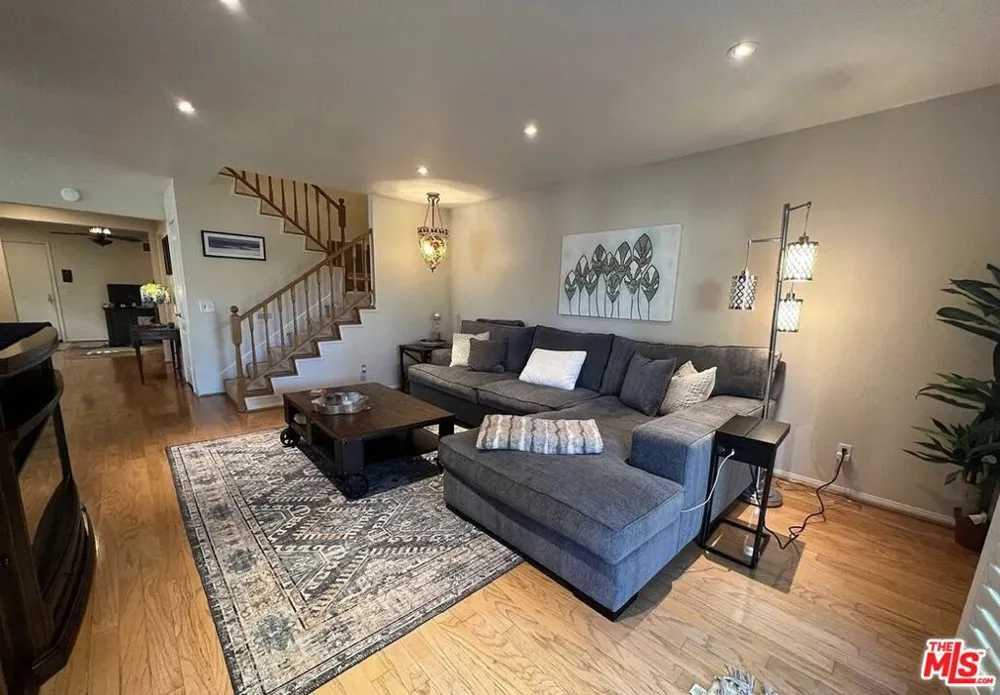 5407 Isabella Court Agoura Hills, CA 91301