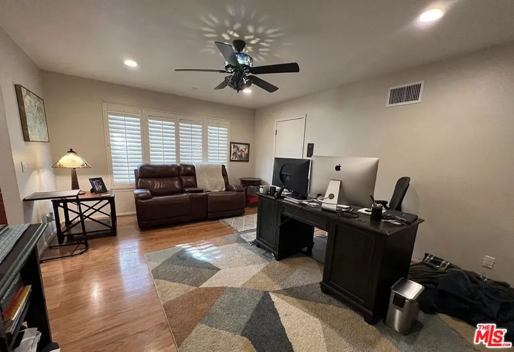 5407 Isabella Court Agoura Hills, CA 91301