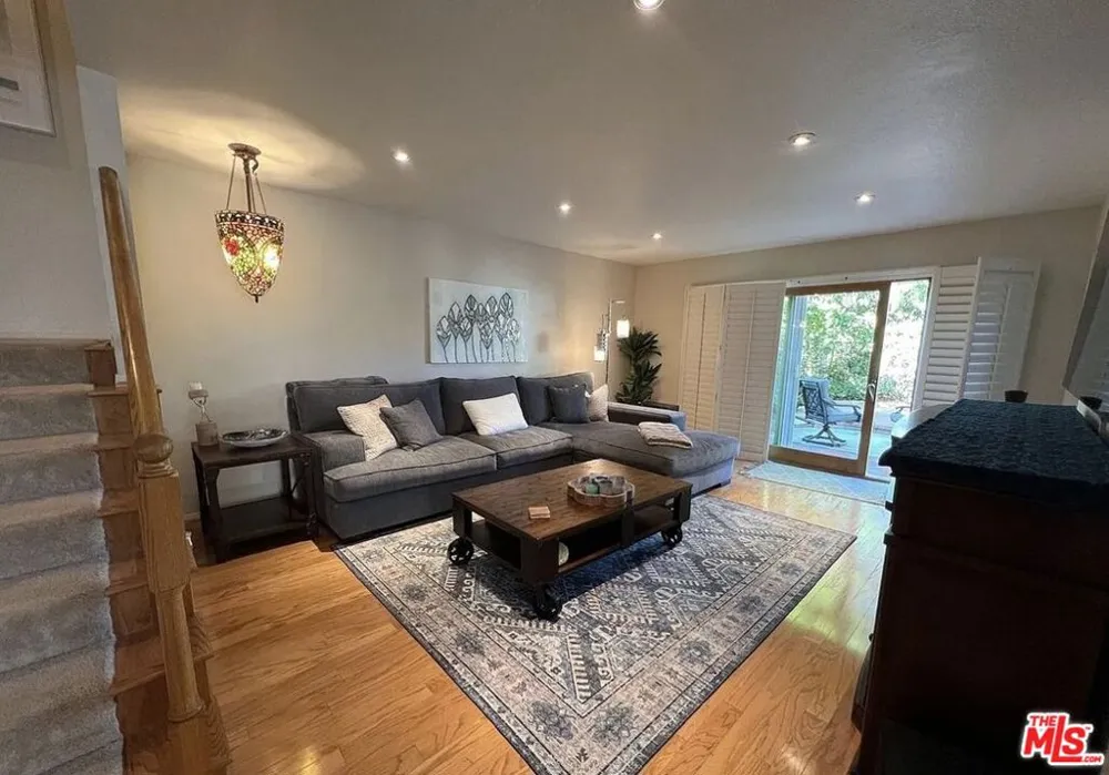 5407 Isabella Court Agoura Hills, CA 91301