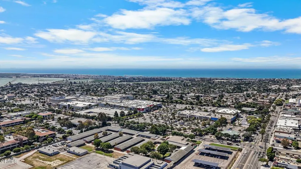 65 ,73 College Drive Ventura, CA 93003