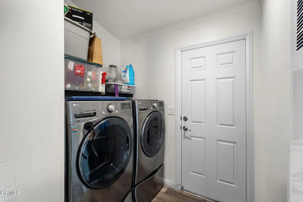65 ,73 College Drive Ventura, CA 93003