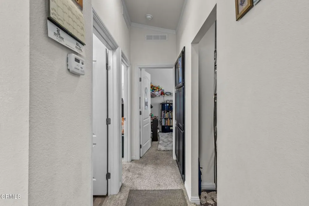65 ,73 College Drive Ventura, CA 93003