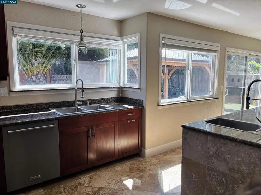 4480 Fuchsia Ave Rohnert Park, CA 94928