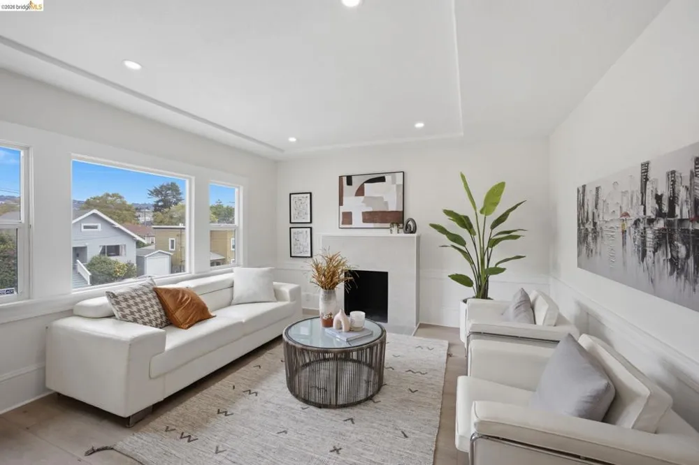 4207 Carrington St Oakland, CA 94601