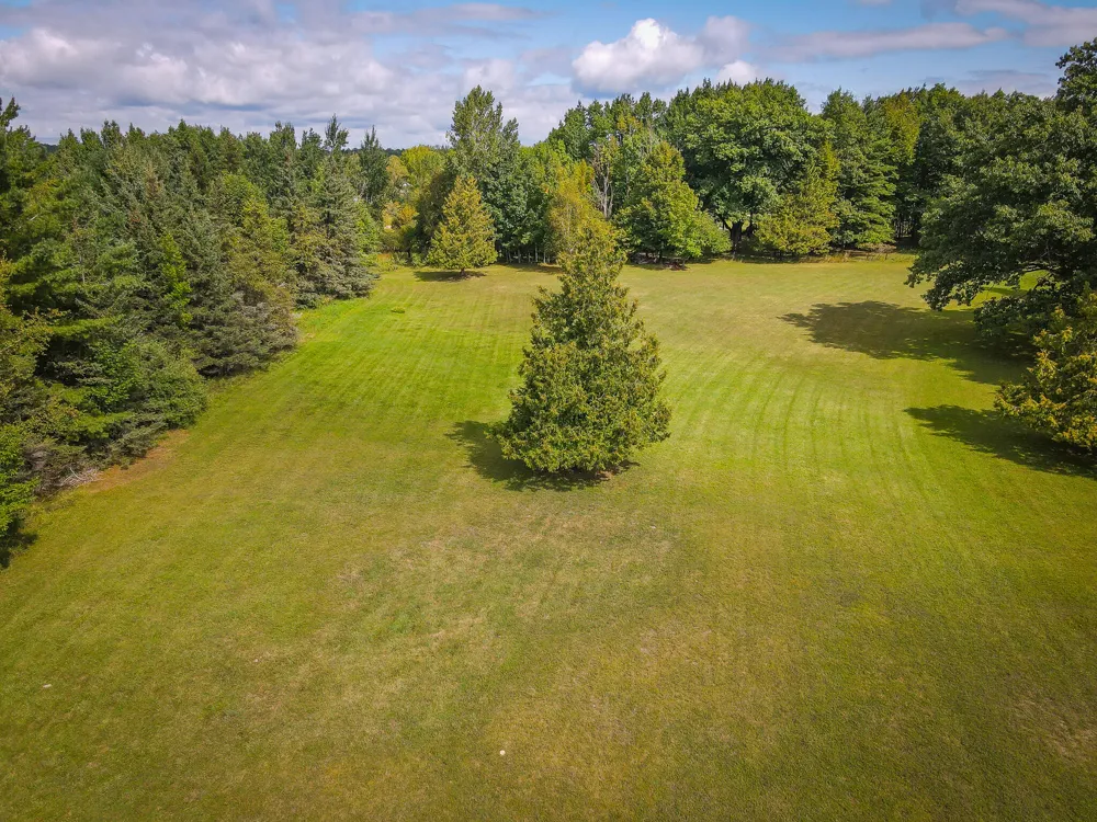 5260 Hockaday Road Gladwin, MI 48624